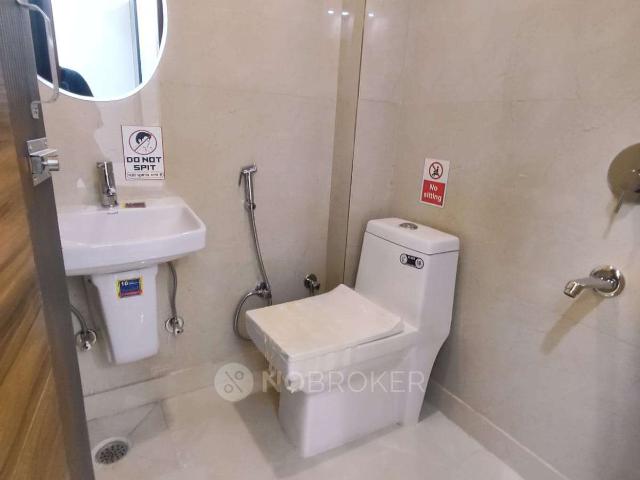 Flat for rent in West Delhi, Deri