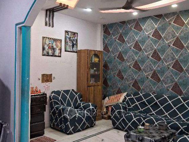 Flat for sale in East Delhi, Deri