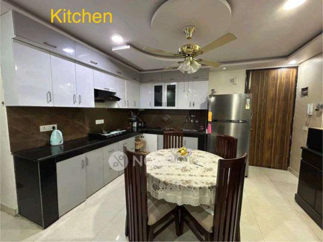 Flat for sale in Nawada, Delhi