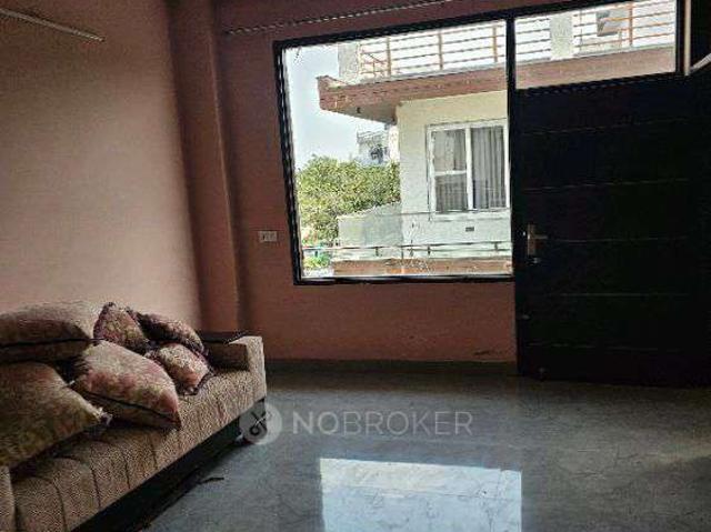 Flat for rent in Hariana