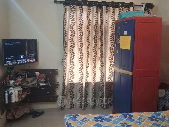 Flat for rent in Hyde Park, Thane
