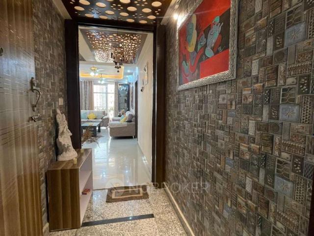 Flat for rent in Block D, Gautam Buddha Nagar