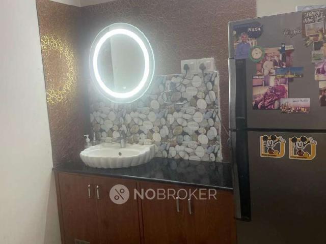 Flat for sale in Madinaguda, Hyderabad