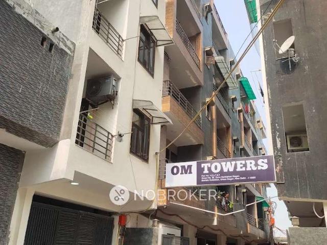 Flat for sale in West Delhi, Deri