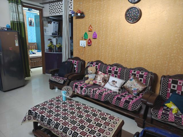 Flat for sale in South West Delhi, Hariana