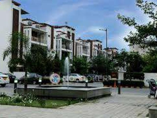 Flat for rent in Hariana