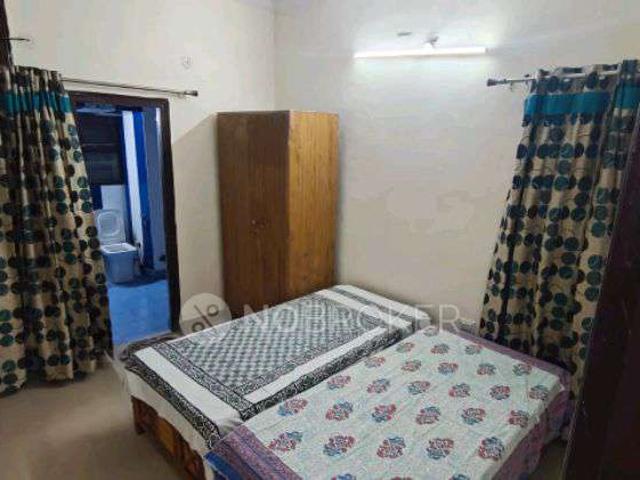 Flat for rent in West Delhi, Deri