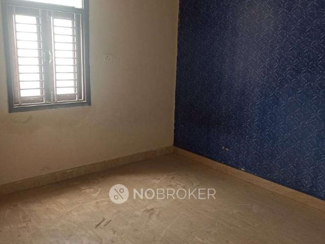 Flat for sale in West Delhi, Deri