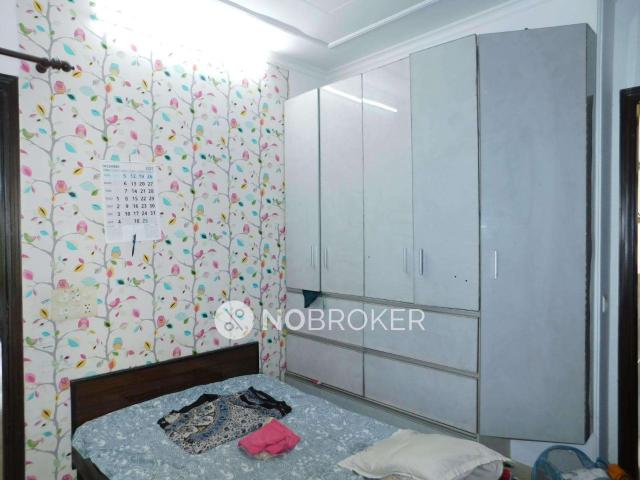 Flat for rent in Deri