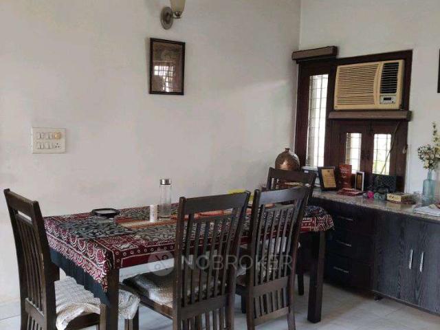 Flat for sale in Central Delhi, Delhi