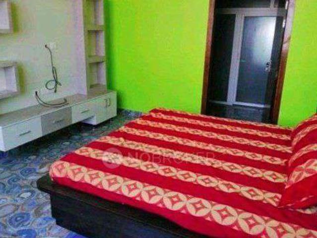 Flat for sale in Sector 120, Noida