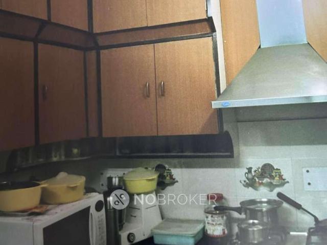 Flat for sale in South Delhi, Deri