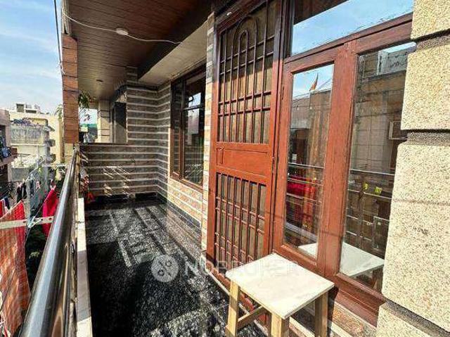 Flat for sale in South Delhi, Deri