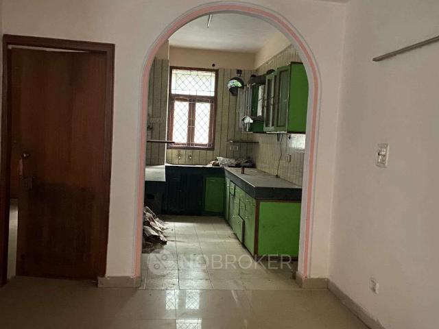 Flat for rent in Mayur Vihar, Delhi