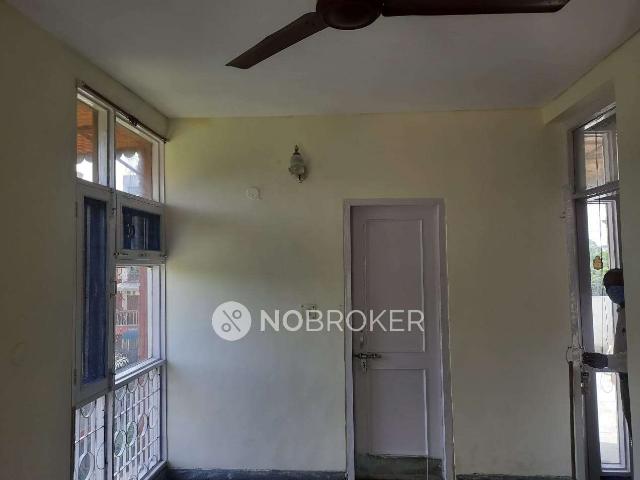 Flat for rent in North Delhi, Deri