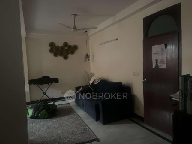 Flat for rent in South Delhi, Deri