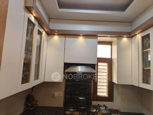Flat for sale in Central Delhi, Deri