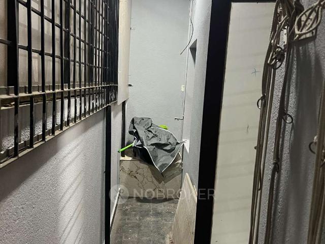 Flat for rent in Jayanagar 8th Block, Bengaluru