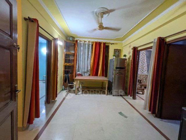 Flat for rent in South West Delhi, Deri
