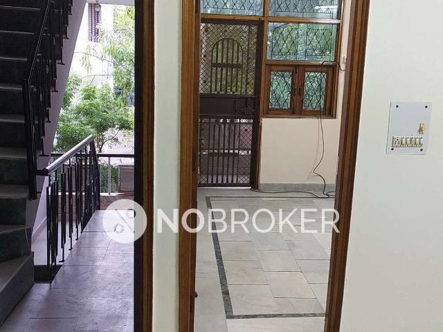 Flat for rent in North West Delhi, Deri