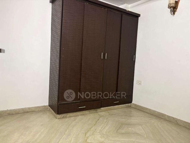 Flat for rent in North West Delhi, Deri