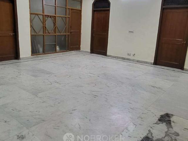 Flat for rent in West Delhi, Deri