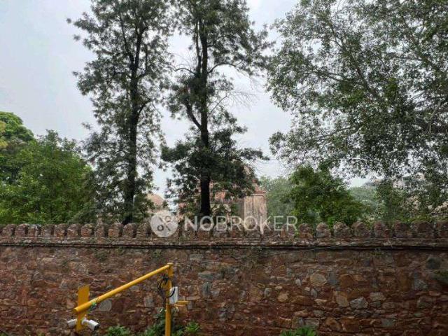 Flat for rent in South Delhi, Deri