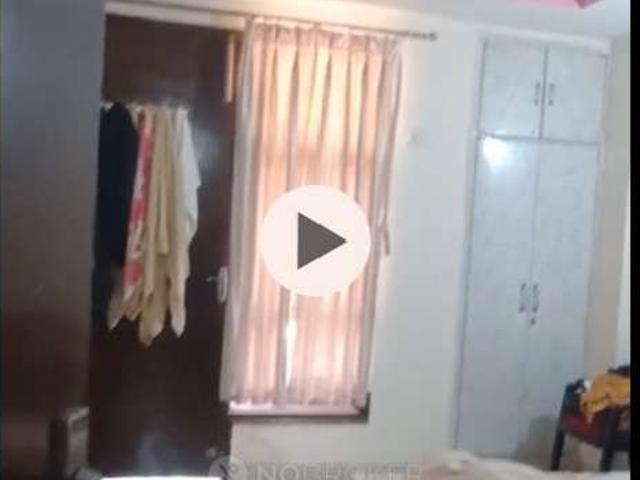 Flat for rent in South Delhi, Deri