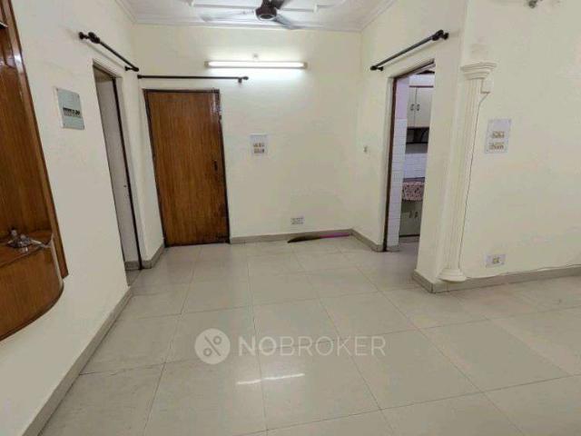 Flat for rent in Deri