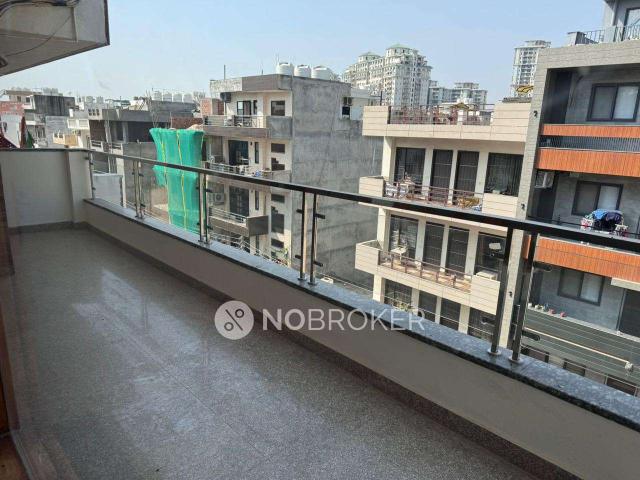 Flat for rent in Hariana