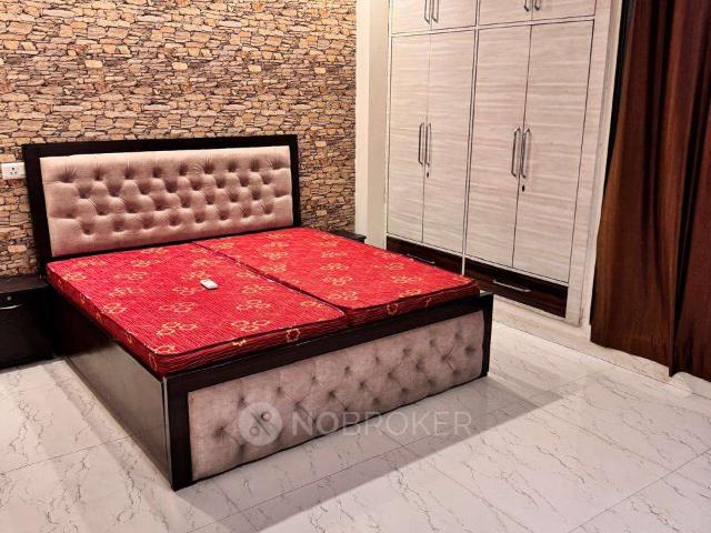 Flat for rent in Hariana