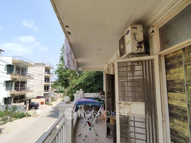 Flat for rent in Hariana