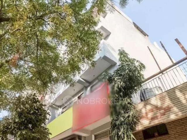 Flat for sale in South West Delhi, Deri
