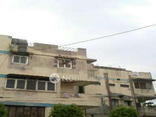 Flat for rent in West Delhi, Deri