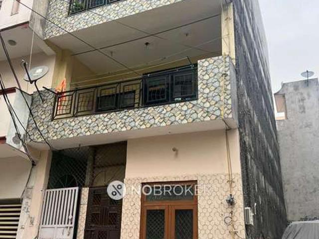 Flat for sale in South West Delhi, Deri