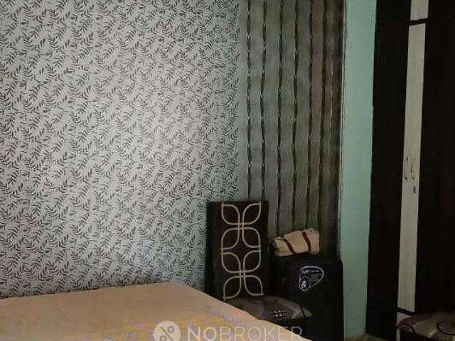 Flat for sale in South West Delhi, Deri