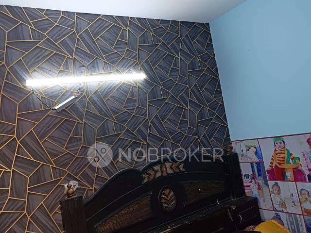 Flat for sale in West Delhi, Deri