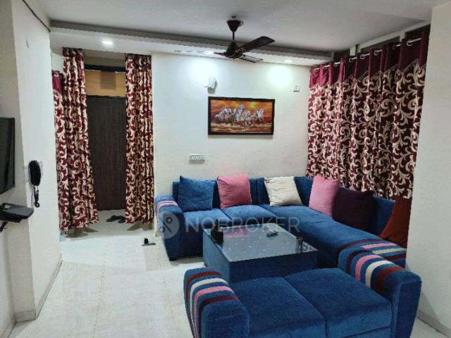 Flat for sale in South West Delhi, Deri