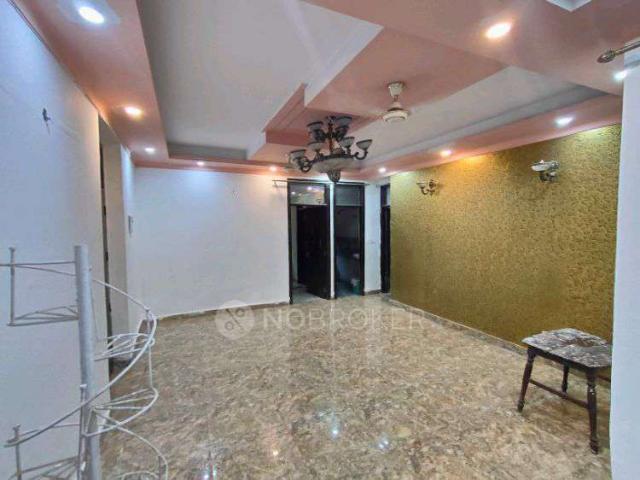 Flat for sale in Bana Singh Enclave, Delhi