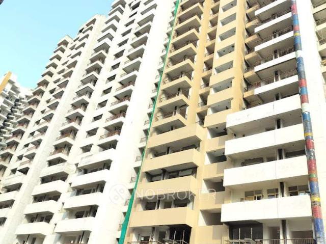Flat for rent in Apex Splendour, Gautam Buddha Nagar
