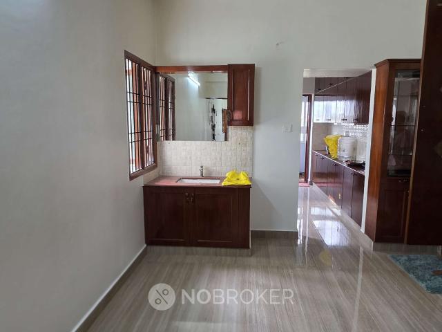 Flat for rent in Adyar, Tamil Nadu