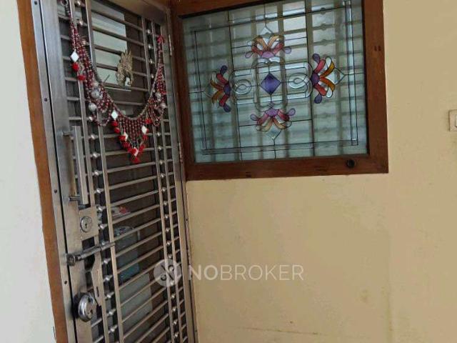Flat for rent in Deri