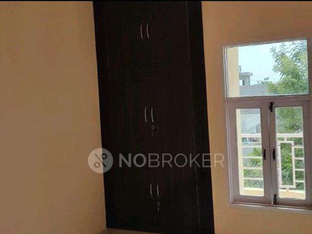 Flat for rent in Faridabad