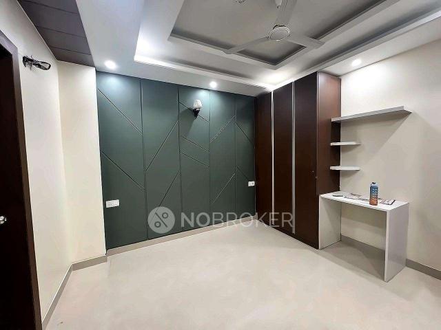 Flat for rent in South Delhi, Deri