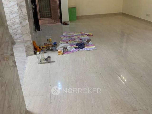 Flat for rent in South Delhi, Deri