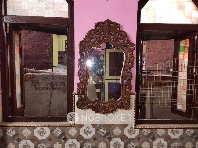 Flat for sale in Central Delhi, Deri