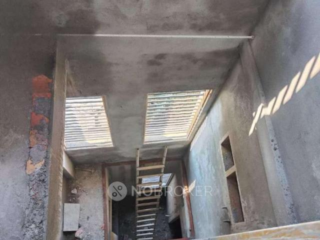 Flat for sale in South West Delhi, Deri