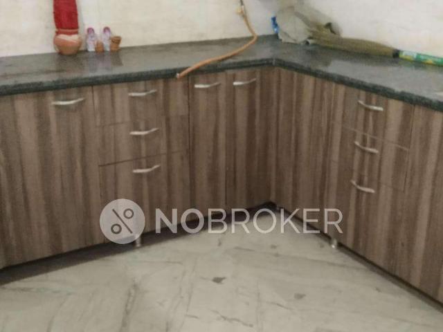 Flat for rent in South Delhi, Deri