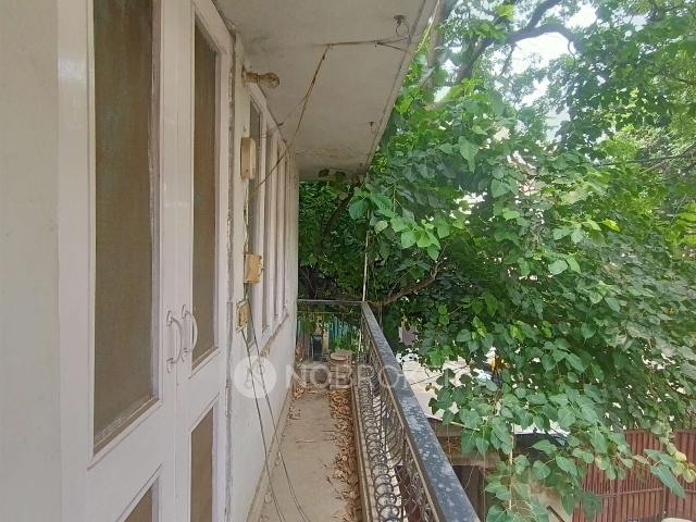 Flat for rent in West Delhi, Deri