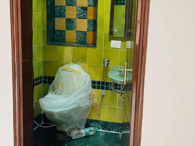 Flat for rent in Hariana